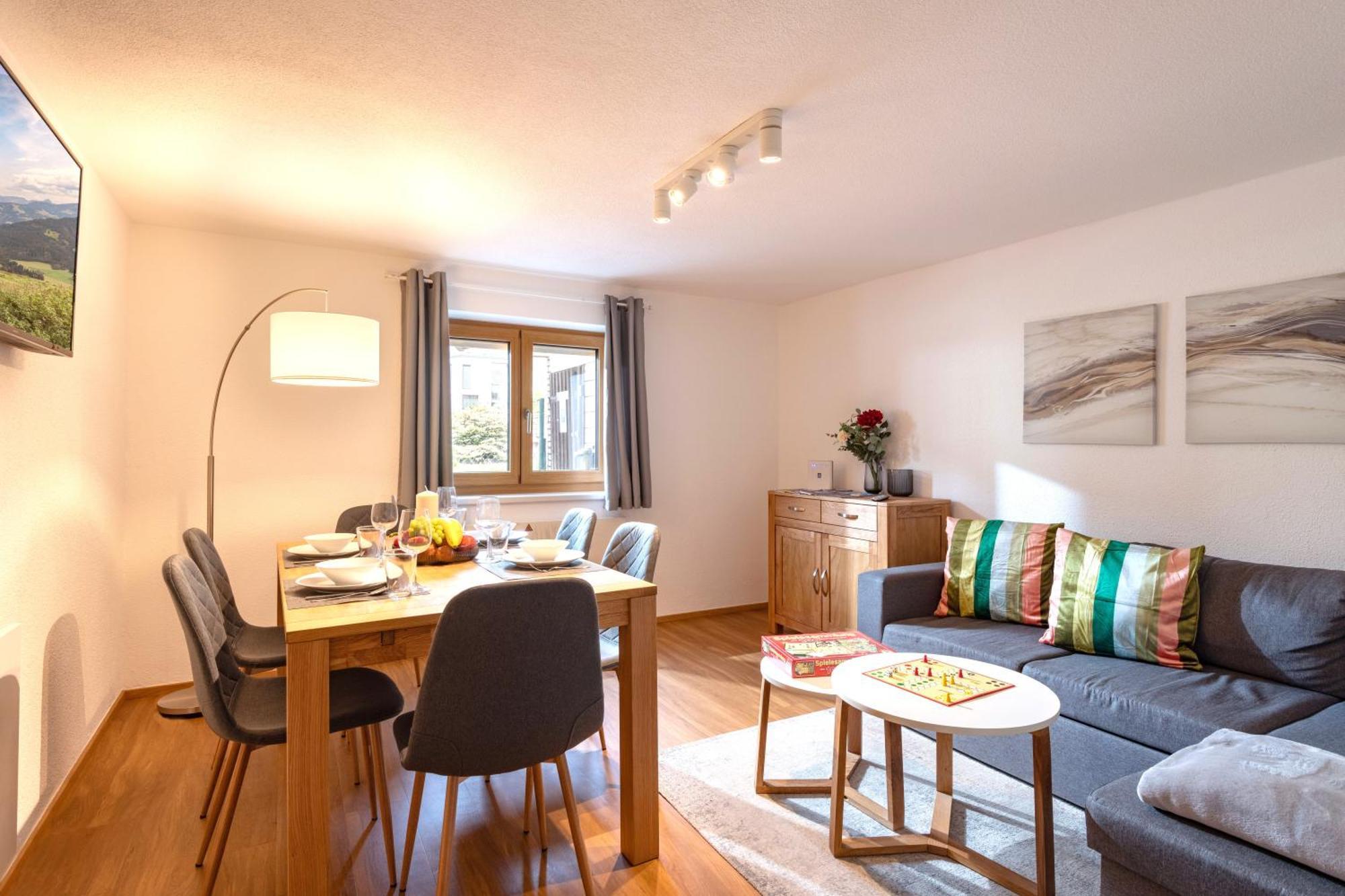 Modernes Apartment - 3 Schlafzimmer - 2 Kostenlose Parkplaetze Fügen Exteriör bild